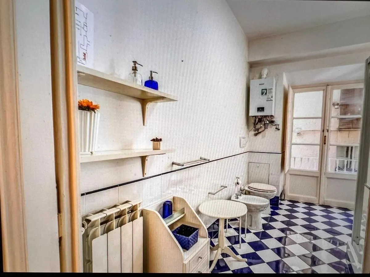 Adorable Flat By Barberini Trevi Fountain Διαμέρισμα Ρώμη 0*,  Ιταλία