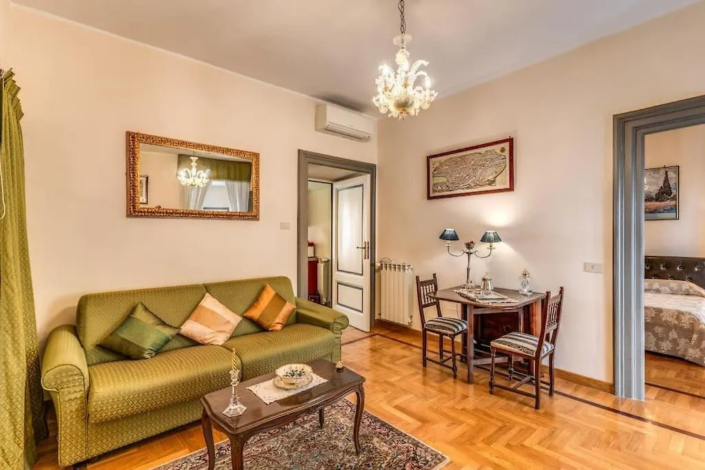 Adorable Flat By Barberini Trevi Fountain Διαμέρισμα Ρώμη