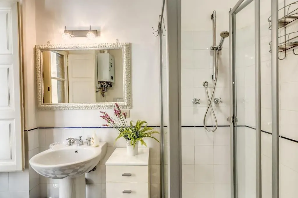 Adorable Flat By Barberini Trevi Fountain Διαμέρισμα Ρώμη Ιταλία