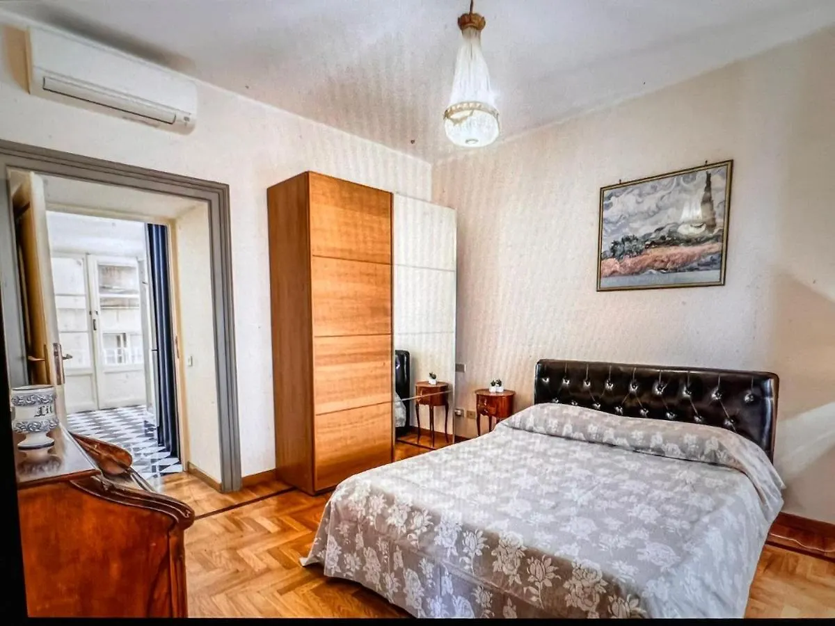Adorable Flat By Barberini Trevi Fountain Apartment Rome