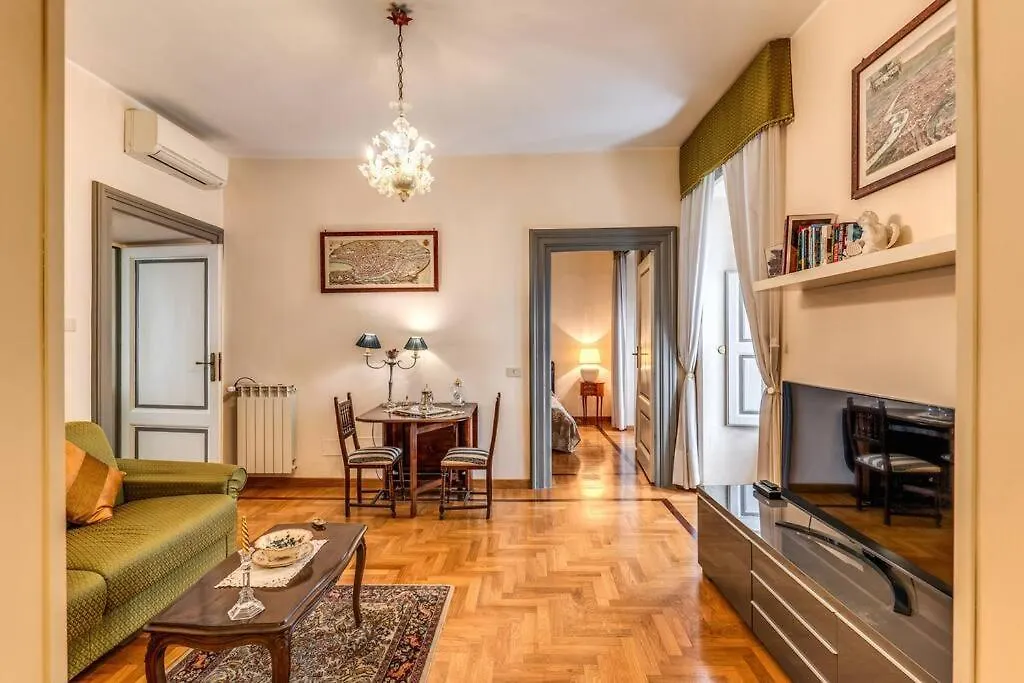 Adorable Flat By Barberini Trevi Fountain Apartment Rome Italy